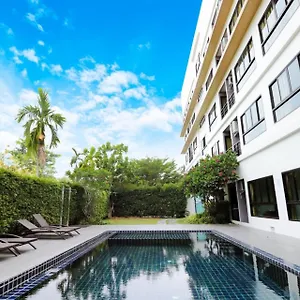 فندق S4 ناي يانج بيتش بوكيت, Nai Yang Beach